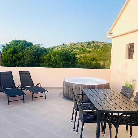 Apartman Nina Posedarje Exterior photo